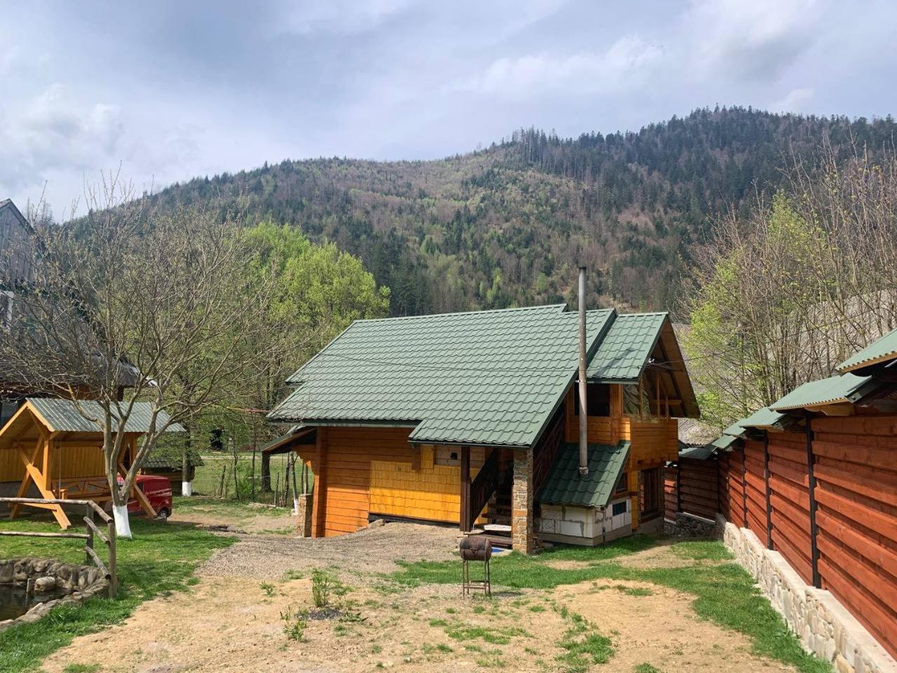 Еко Будинок В Горах Verkhnyaya Bystra Extérieur photo